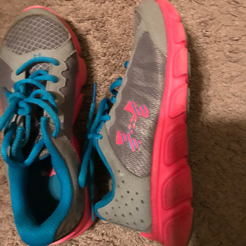 Girl's Tennis Shoes